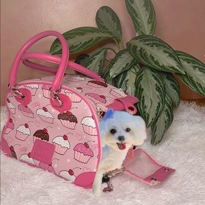 Puppy Carrier 👛🧁🐶